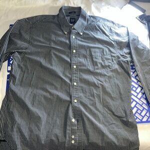Gap Men's  size xl long sleeve Button Down Shirt paid‎ blue white 204